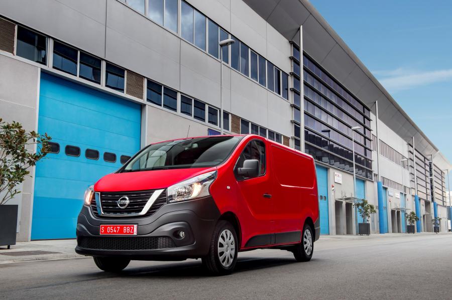  Nissan NV300 Van 2016 года  (фото 13 из 32)